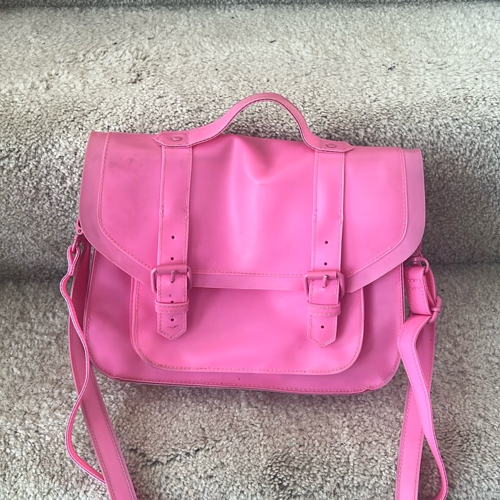 Pink messenger bag-  can be worn multiple ways!